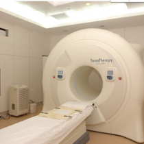 螺旋断层放射治疗机